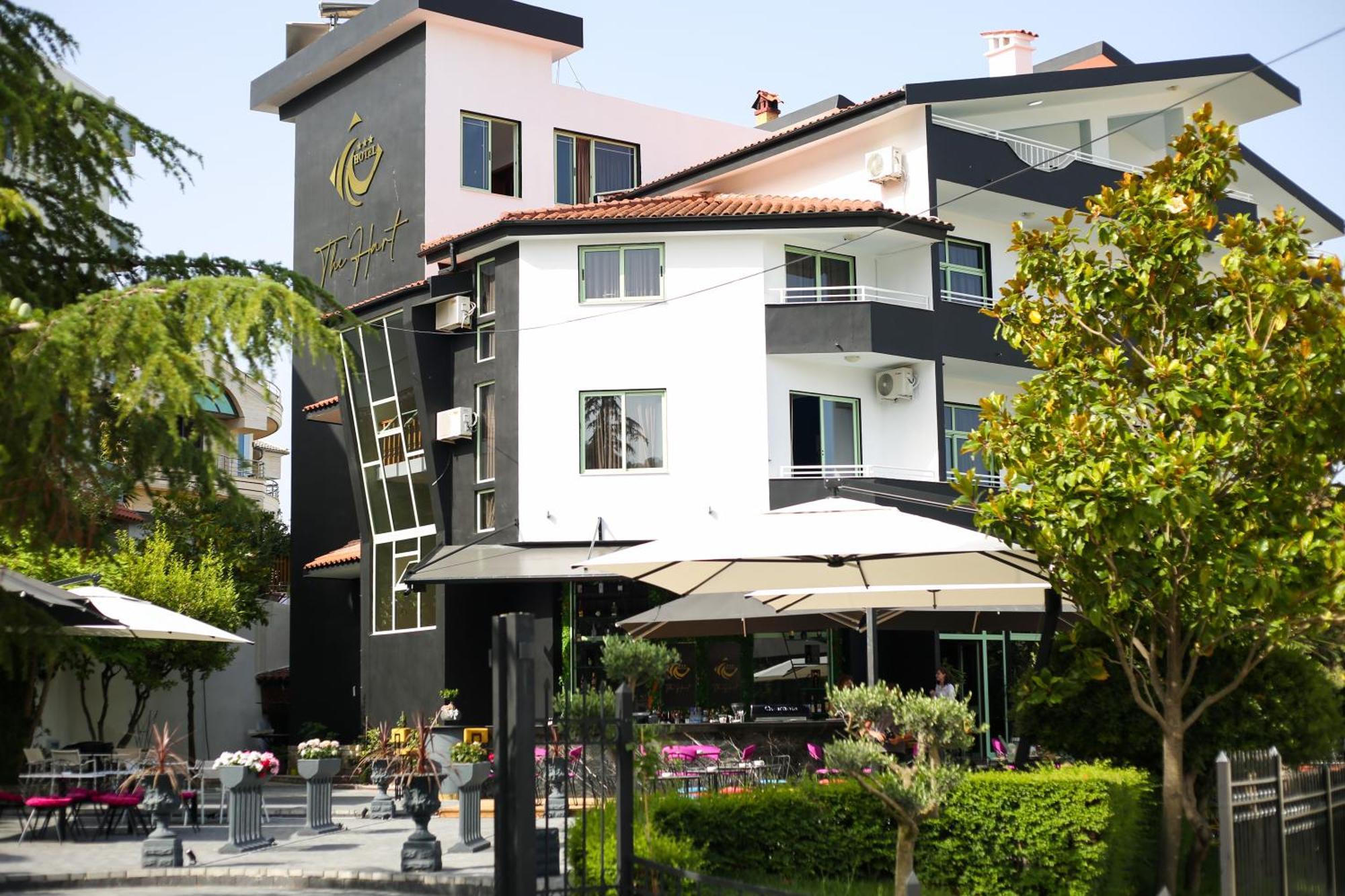The Hart Hotel Vlore Exterior photo